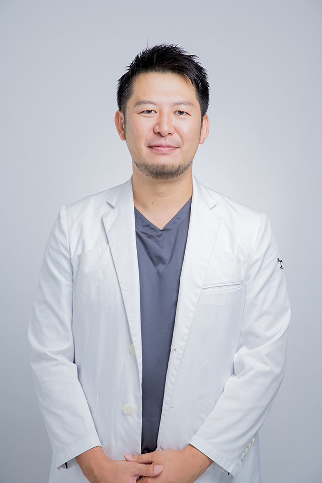 院長 大江 俊太郎